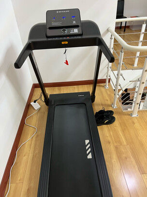 %title插图%num 【官方旗舰】舒华(SHUA)E1系列跑步机家用小型静音折叠 健身房室内运动器材-- SH-T199P黑色【支持华为运动健康APP】