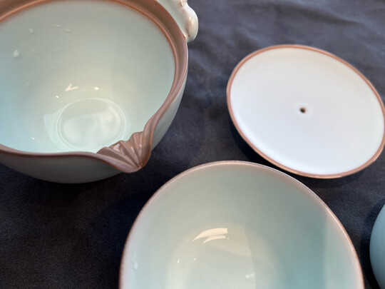 万仟堂称心如意·宋韵·易泡壶(|万仟堂称心如意·宋韵·易泡壶( 粉青釉 )功夫茶具好吗？图文评测曝光