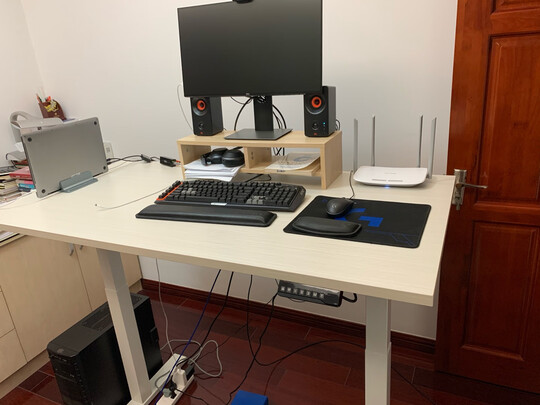 Brateck电动升降桌怎么样用后一周说内幕