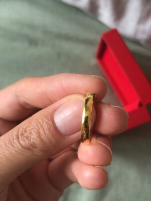 黄金戒指