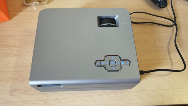 索尼vpl-ch373投影仪真实使用揭秘,不看后悔-都市良品