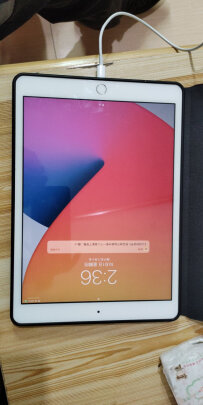 Apple iPad与荣耀平板V6究竟有本质区别吗？哪个做工更加好？哪个运行稳定 