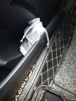 汽车竹炭包