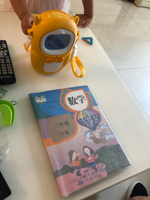 牛听听儿童早教机选购容忽然的三大要点