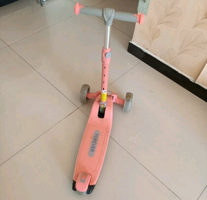儿童滑板车