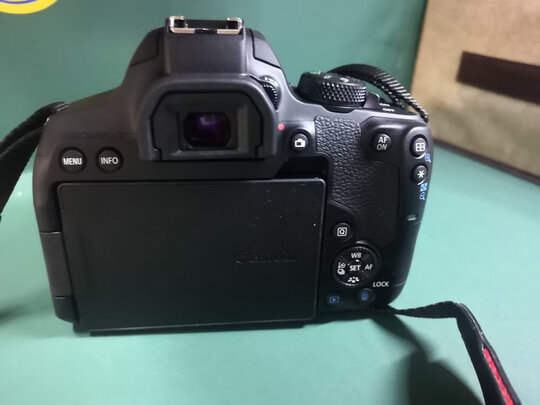 三,佳能6d mark ii单反相机网友对比评测