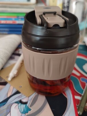 玻璃杯