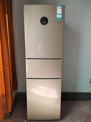 冰箱|评测细节：美的231WTPZM(E)冰箱怎么样？到底值不值得入手呀？