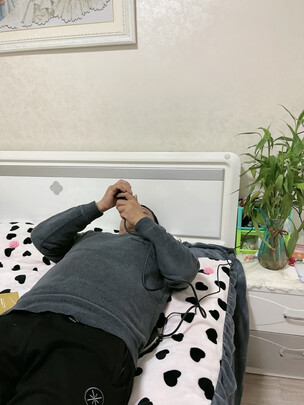 腰椎治疗仪