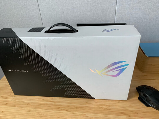 ROG幻14 LED星空版怎么样?开机就跑满cpu后悔了吗?
