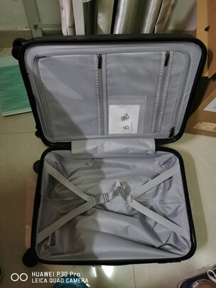 行李箱