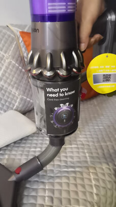 吸尘器|戴森吸尘器V11和V10区别在哪里?优缺点表面在哪里？