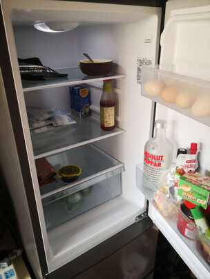 冰箱|独家剖析海信205升三门电冰箱怎么样？用后一周讲体验感受