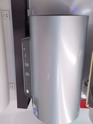 电热水器