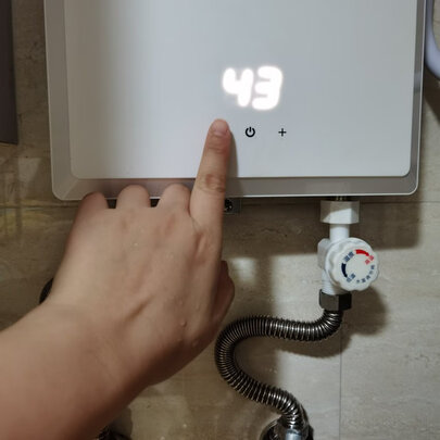 真实感受解析:热恋H3X3电热水龙头怎么样到底垃不垃圾?