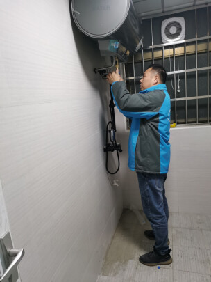 热水器|【今日头条】美的F6032-JF4(HEY)评测优缺点提秘，用后一周说体验实情