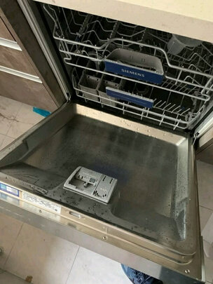 洗碗机|【今日头条】西门子洗碗机哪款比较好用些？哪款洗得比较干净？