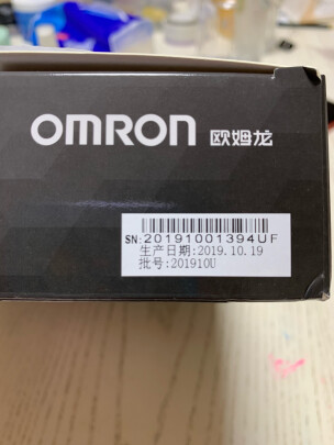 OMRON HV-F021粉跟仙鹤CQ-27N究竟有什么区别？效果哪款更加好，哪个颜色漂亮？