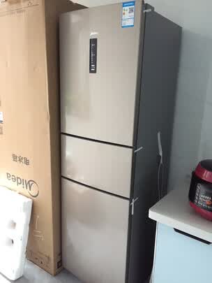500元美的小型冰箱