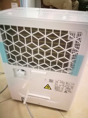 美的CF12BD/N7-DN除湿机|美的CF12BD/N7-DN除湿机怎么样？内幕使用评测揭秘