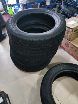 邓禄普245/55R19怎么样？抓地强吗，安装简便吗？