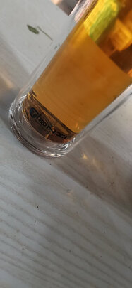 玻璃杯