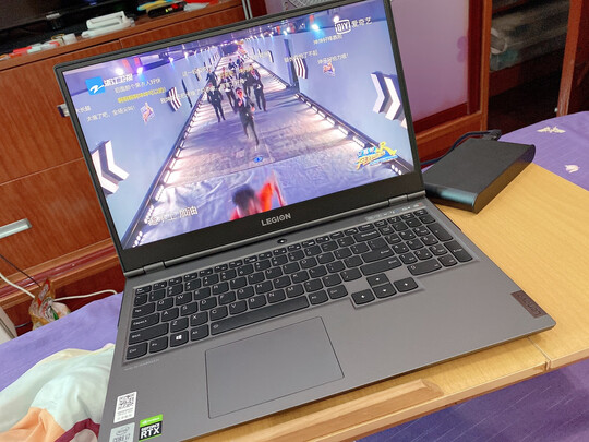 联想(Lenovo)拯救者Y7000P怎么样使用三天死机了是吗？