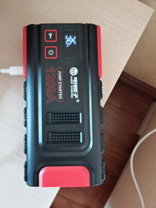 汽车应急启动电源