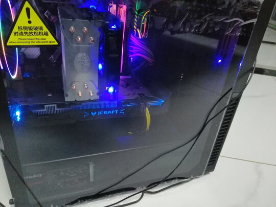 %title插图%num 航嘉(Huntkey)JUMPER600S 额定600W 电脑电源(主动PFC/温控风扇/宽幅电压/RTX2080/高转换效率/三年质保)