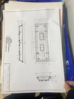 德川CF230X怎么样？色彩准确吗？质量上乘吗 