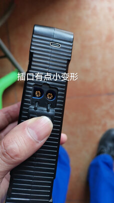 汽车电瓶充电器