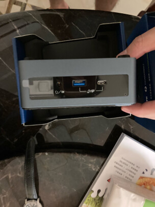 Intel xNUC10xFNHx好不好，游戏给力吗？小巧玲珑吗 