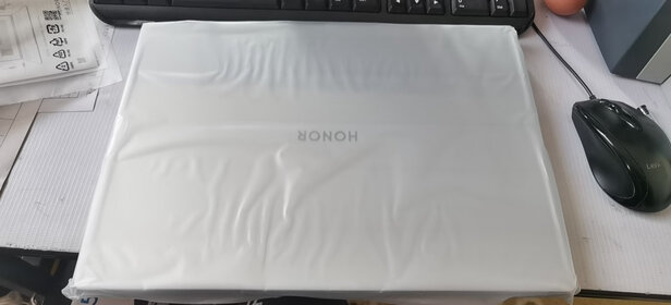 笔记本电脑