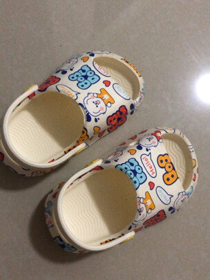 儿童拖鞋