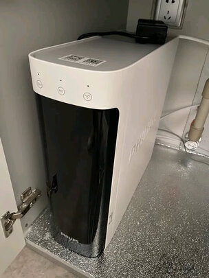 净水器|知乎问答：飞利浦小方盒SRO400S和SRO700区别在哪里？上手后感受真相？