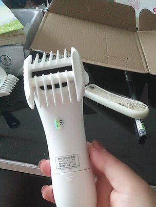 狗狗电推剪
