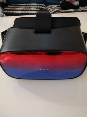 %title插图%num 大朋 DPVR P1 Pro 4k VR一体机 VR眼镜 体感游戏机 智能3D头盔 3DOF体感手柄套装