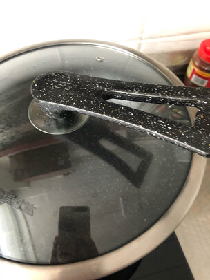 麦饭石不粘锅