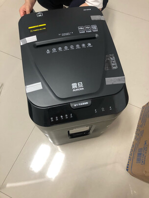 碎纸效果:以前的机器用了十几年了,新机器碎纸效果太感人了,纸张很