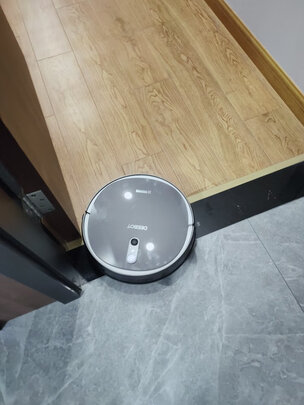 扫地机器人|科沃斯ds35和t5哪个好？对比评测区别感受分享