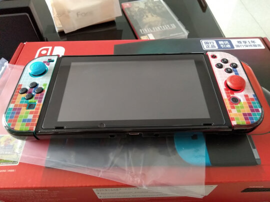 Nintendo SwitchHAD-S-KAAGA跟任天堂Switch NS 长续航版如何区别？性能哪款比较强，哪个反应灵敏？