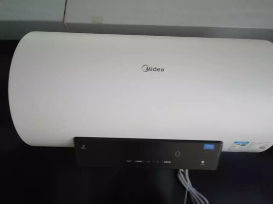 热水器|【热搜头条】美的F8032-ZA8(HEY)电热水器怎么样?用后一周讲真相？