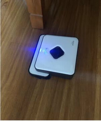 irobot扫地机器人充电