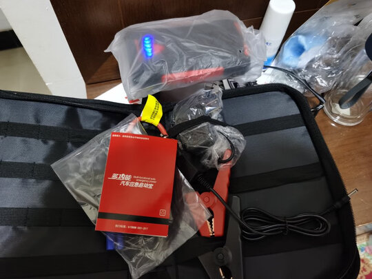 汽车应急启动电源