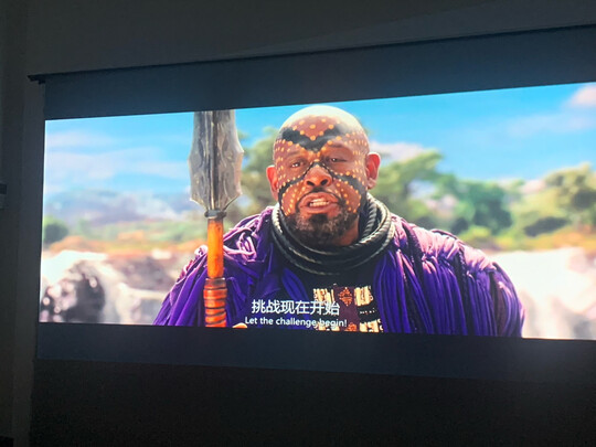 投影幕布|艾瑞尔电动拉线地拉幕布如何,值得入手的原因分享！