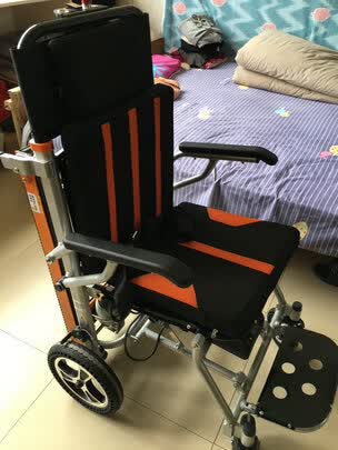 为何选择八哥a2手电动爬楼机与后置履带电动轮椅?值得投资的几点理由!