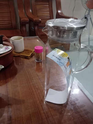 玻璃水杯
