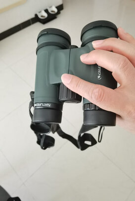 %title插图%num 星特朗(美国CELESTRON)自然DX 10X42 大目镜广角相位膜金属镜身高清高倍 充氮气防水 微光夜视双筒望远镜