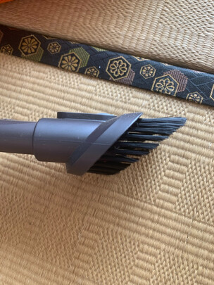 戴森吸尘器V10 Fluffy怎么样已经使用一周讲感受