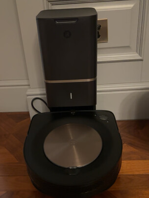 %title插图%num iRobot s9+扫地机器人和自动集尘系统智能家用全自动扫地吸尘器套装